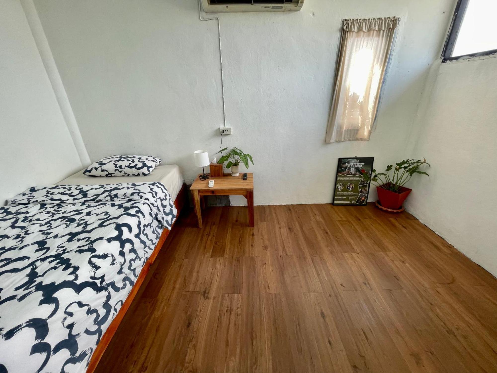Budget Room Koh Phangan Pier With Ac Exterior foto