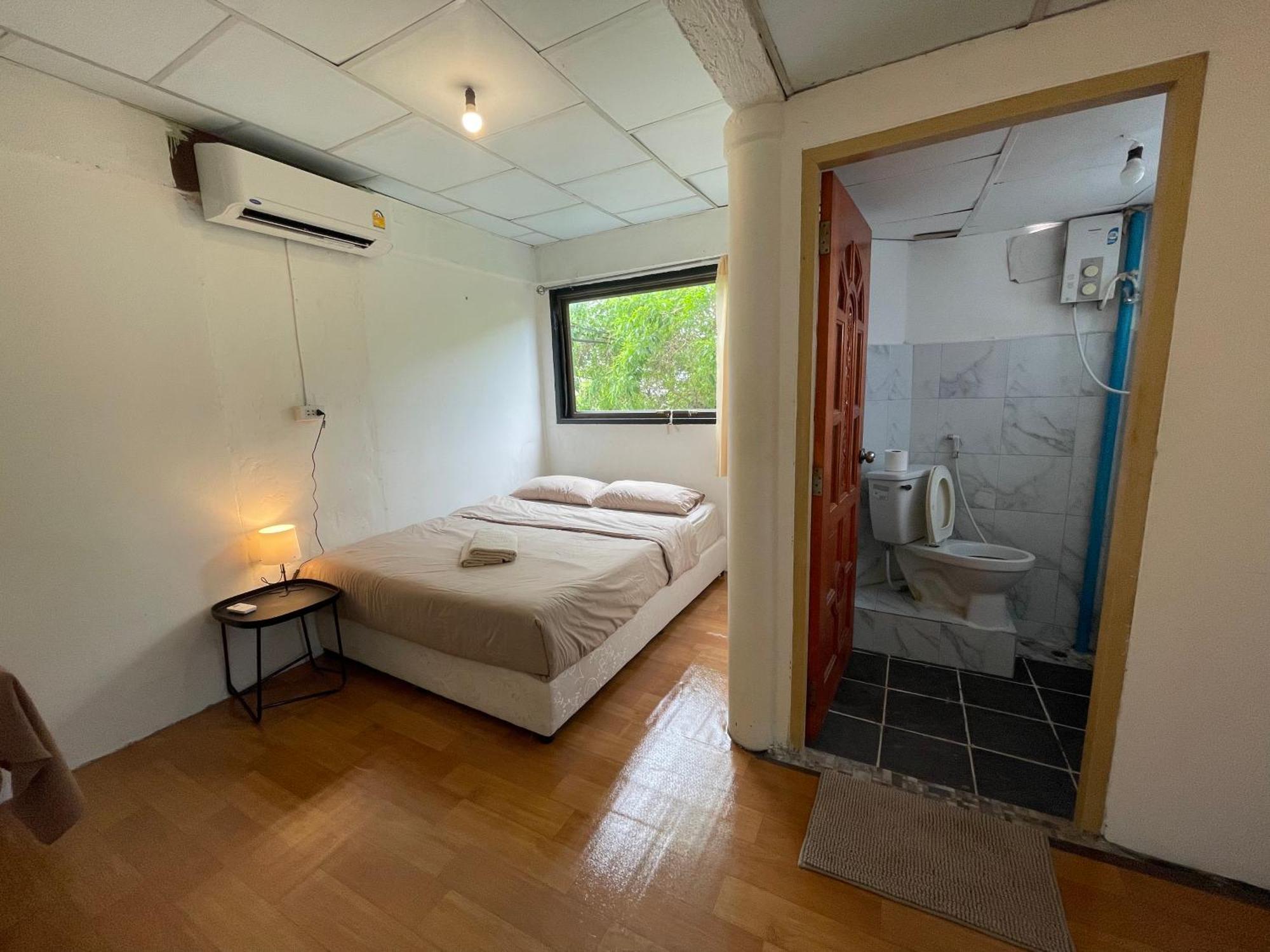 Budget Room Koh Phangan Pier With Ac Exterior foto